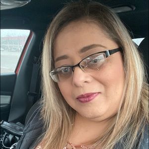 Meet your Posher, Karina